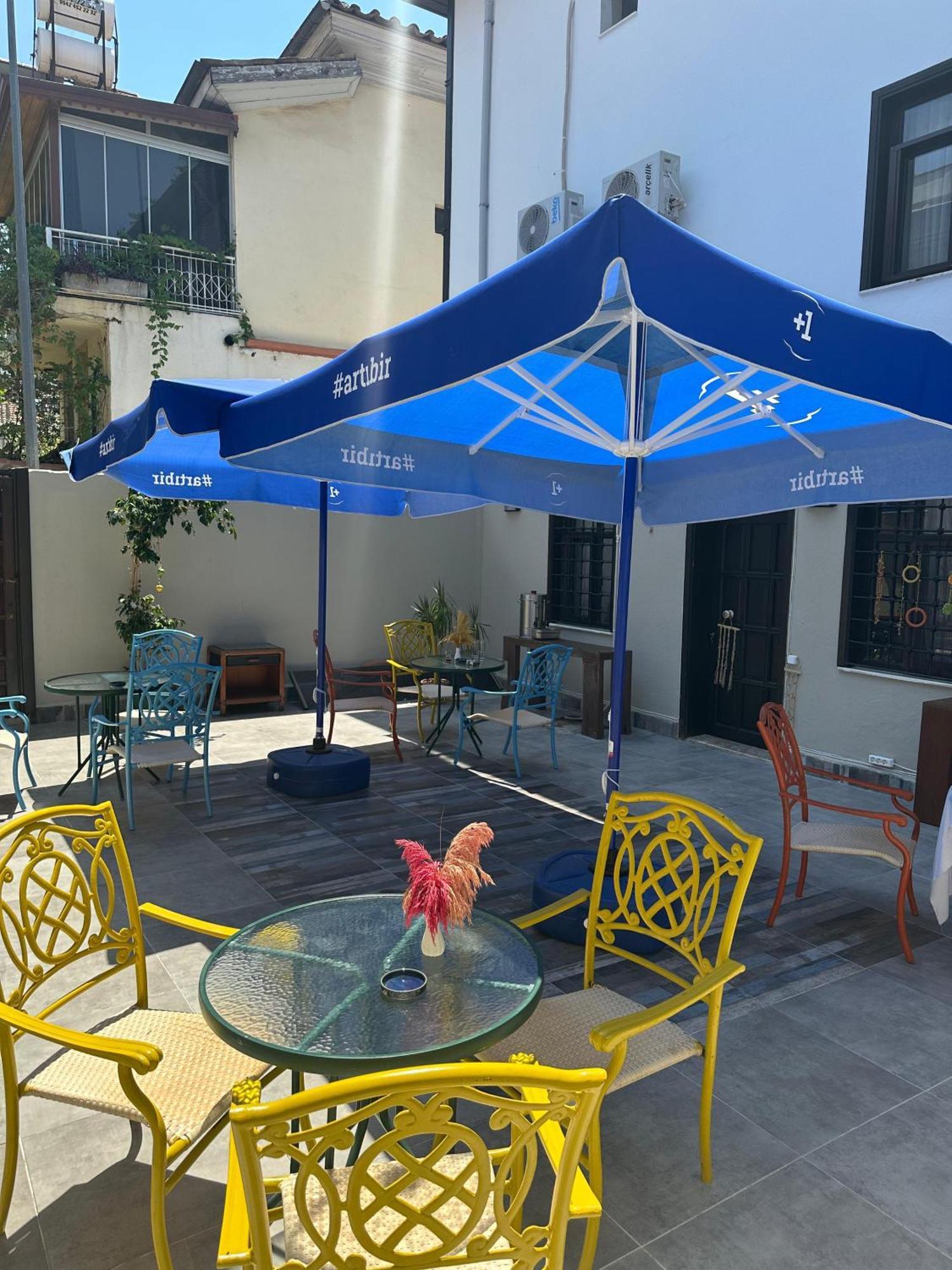 Loost Town Inn Hotel Antalya Kültér fotó