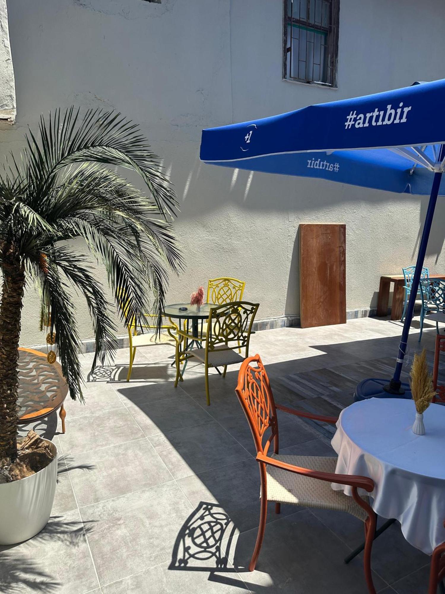 Loost Town Inn Hotel Antalya Kültér fotó