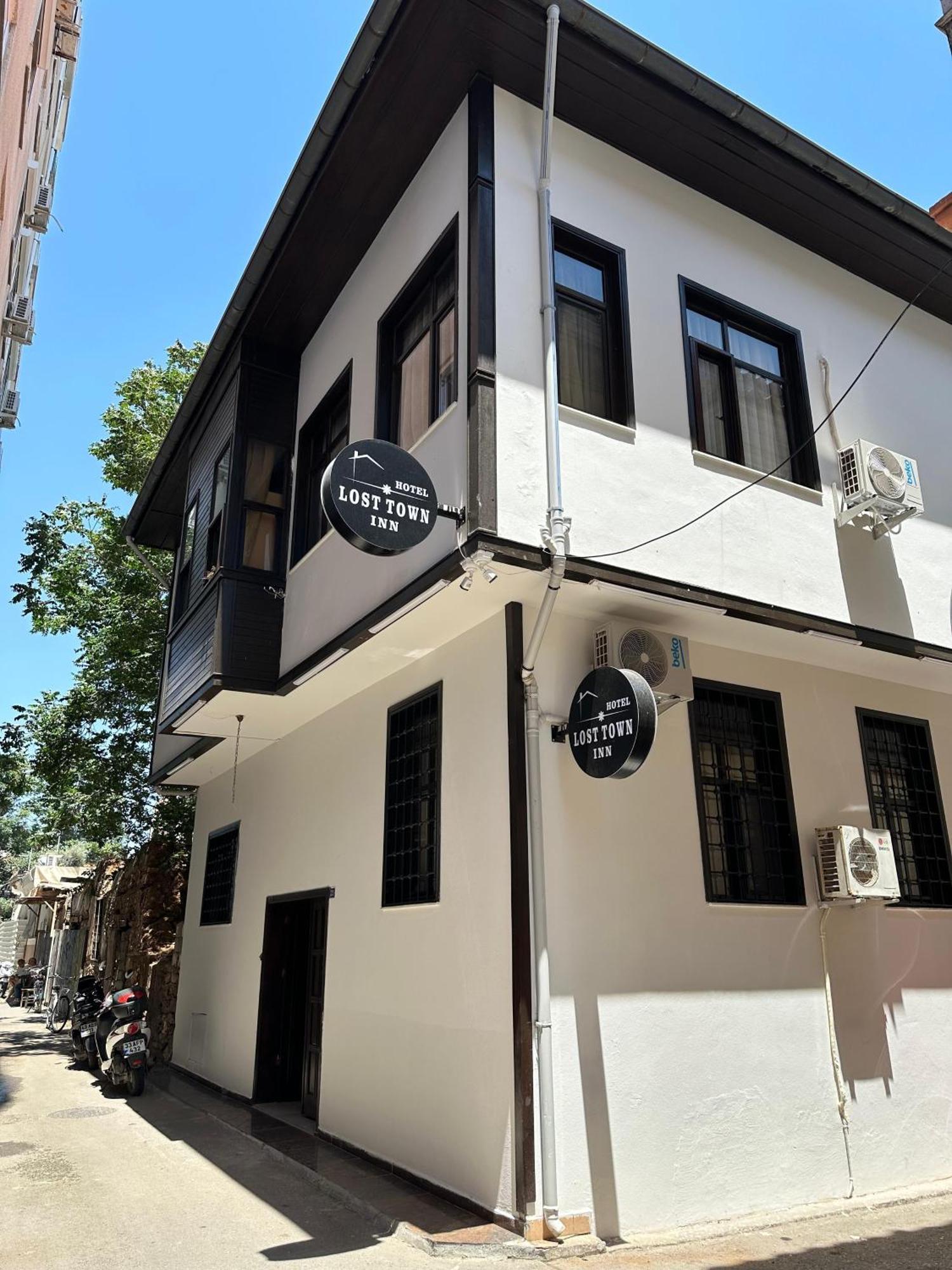 Loost Town Inn Hotel Antalya Kültér fotó
