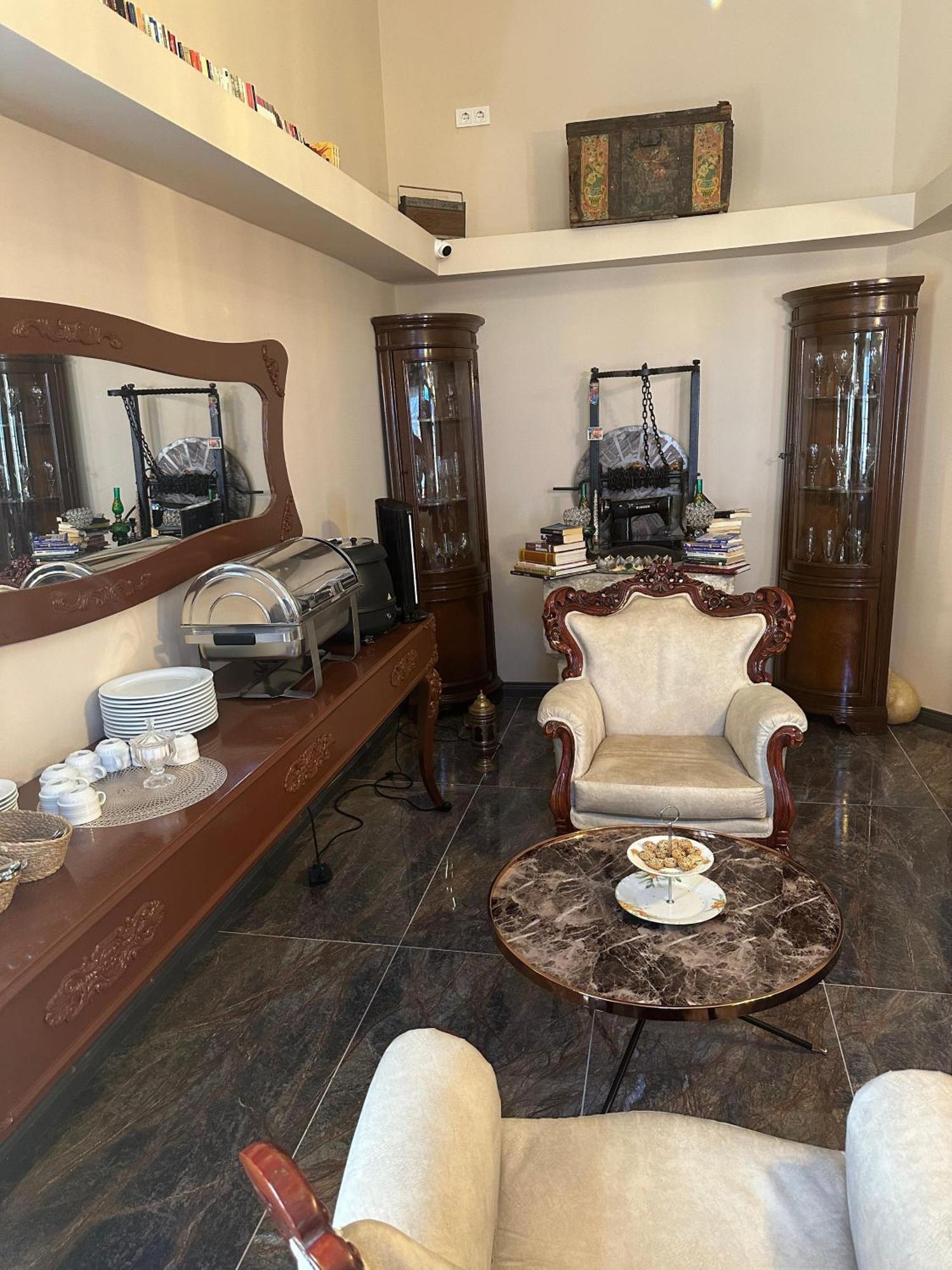 Loost Town Inn Hotel Antalya Kültér fotó