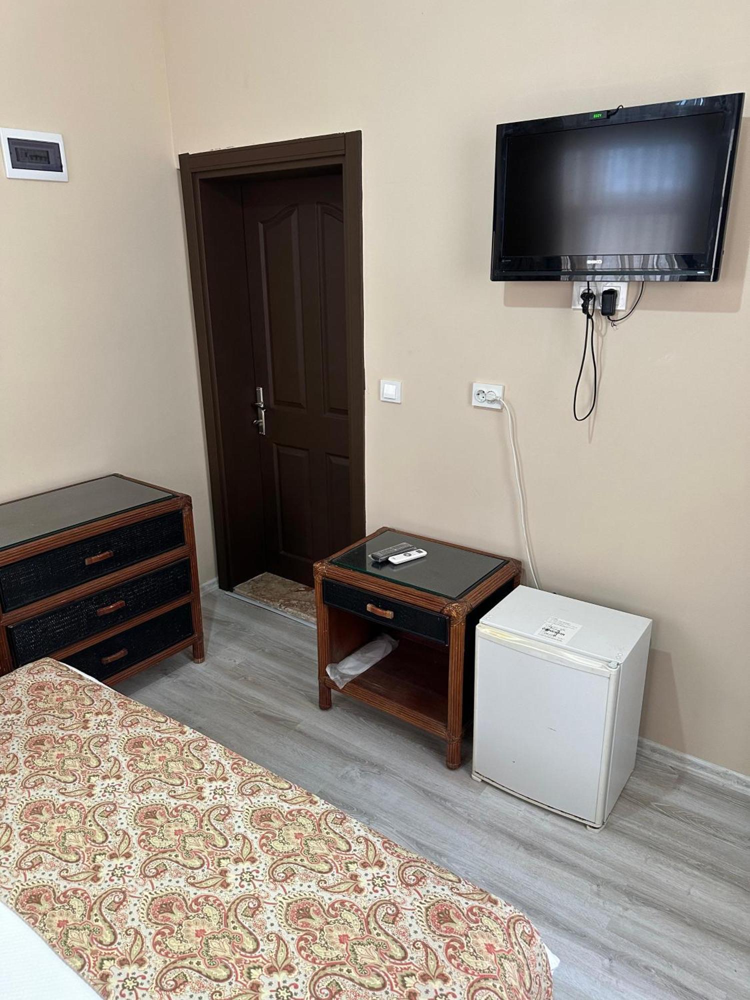 Loost Town Inn Hotel Antalya Kültér fotó